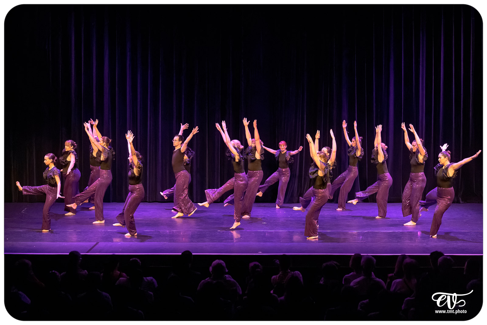 ECOLE DE DANSE CÉCILE ADAMOW